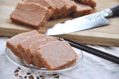 爆料午餐肉配方视频讲解,跟随视频学习经典肉罐头制作过程  第2张