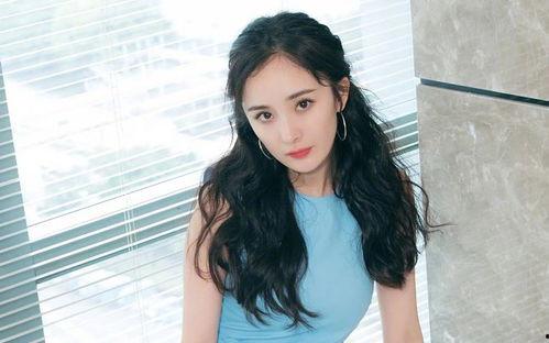 杨幂吃瓜娱乐,揭秘娱乐圈背后的故事 第1张 杨幂吃瓜娱乐,揭秘娱乐圈背后的故事 第1张